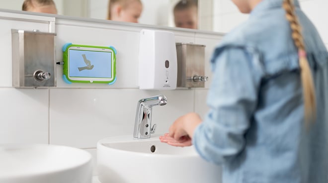 How digital guidance and rewards help children wash their hands well