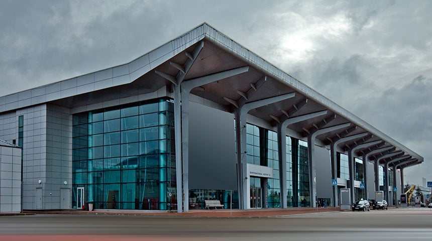Międzynarodowe lotnisko w Charkowie, Ukraina
