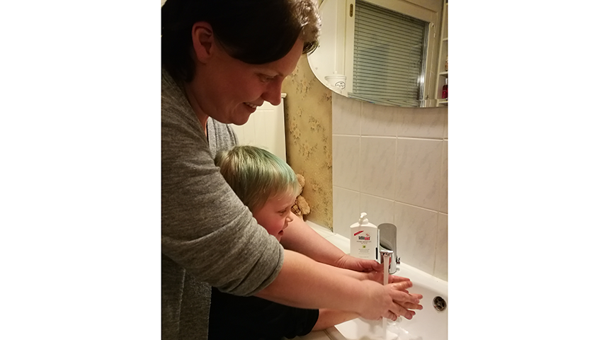 Experiences of testing a touchless faucet at home - the Finnish family